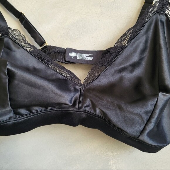 Black Satin Like Bralette Parade Lace Trim Sz XL - Picture 7 of 7